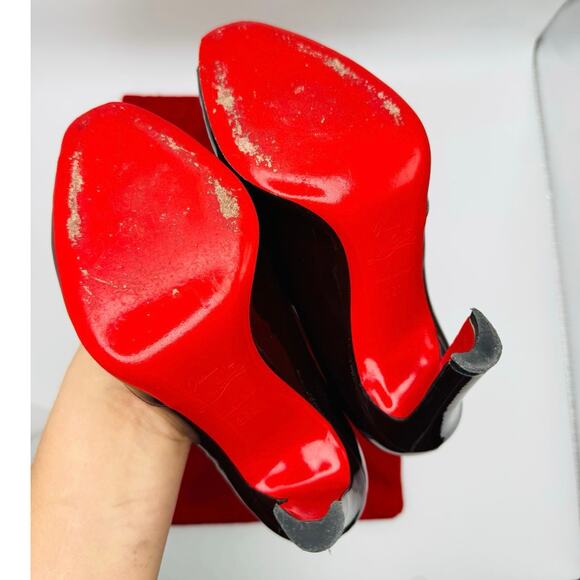 Christian Louboutin Burgundy patent Leather Peep toe Pump sz IT 38.5 - Picture 6 of 11